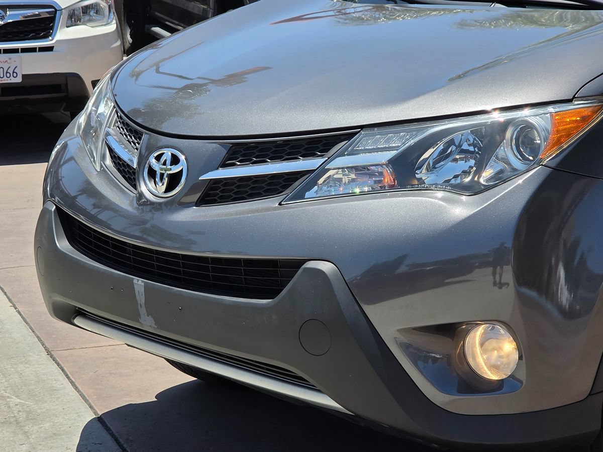 Used 2015 Toyota RAV4 Limited w/ Technology Package FWD image 7