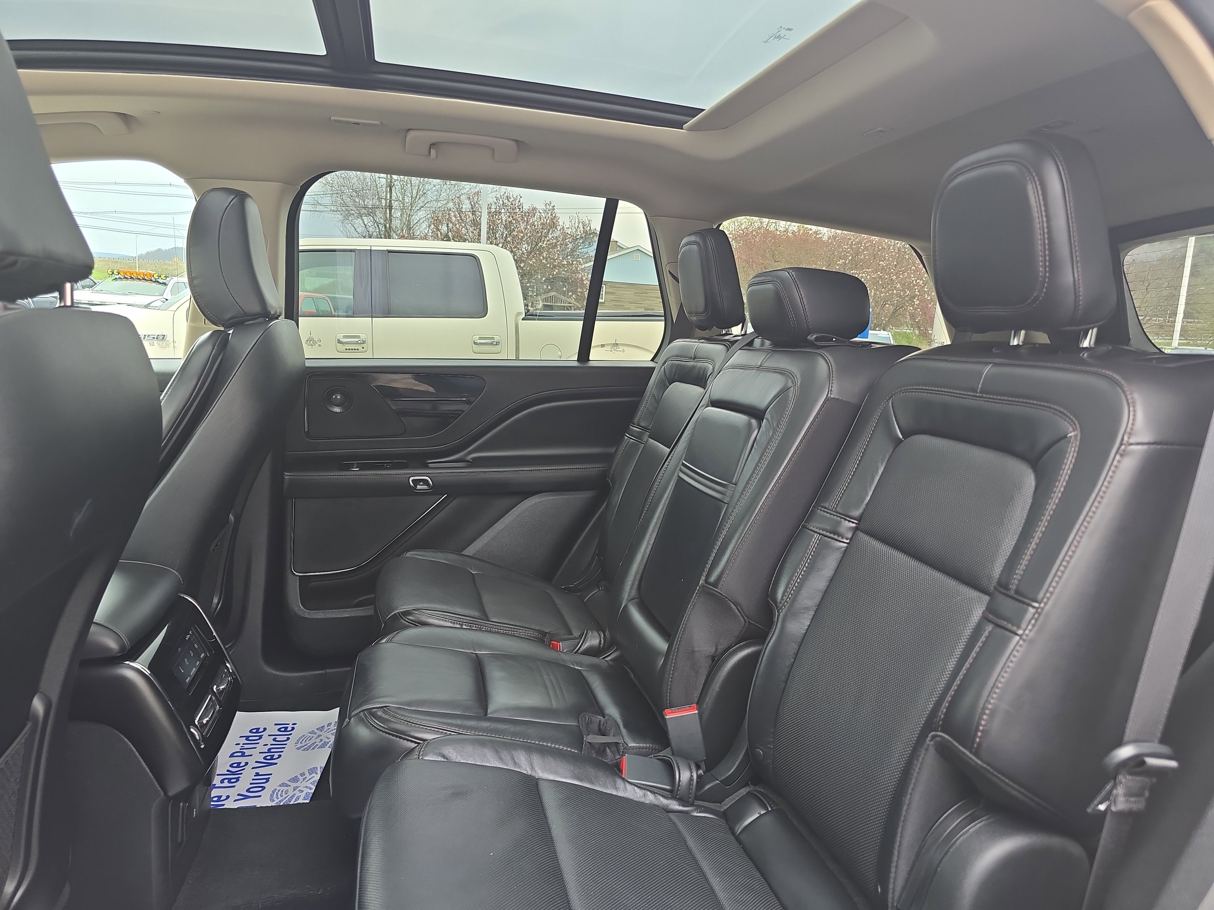Used 2021 Lincoln Aviator Reserve w/ Elements Package Plus AWD/4WD image 14