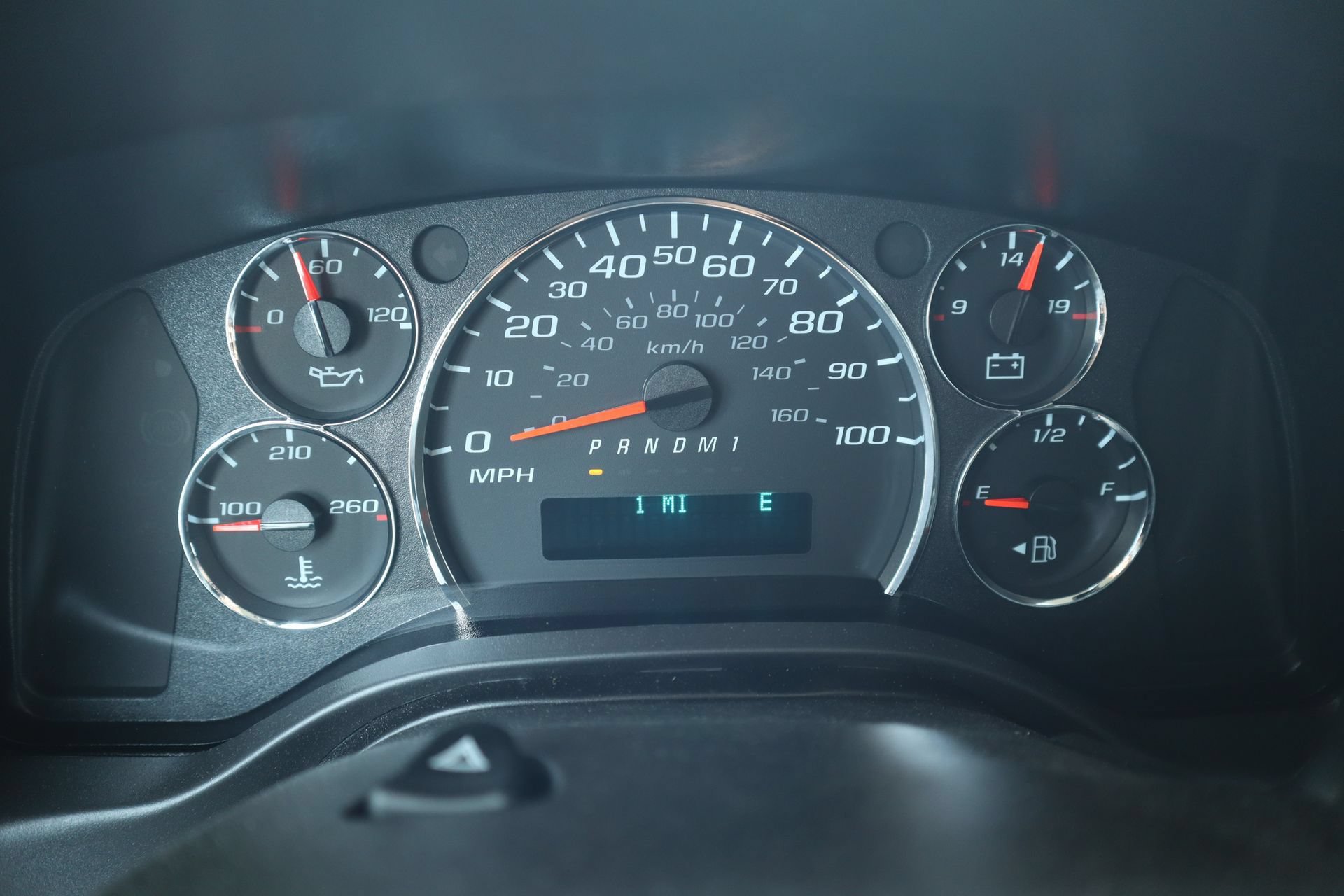 New 2026 GMC Savana 3500 w/ Driver Convenience Package RWD image 5
