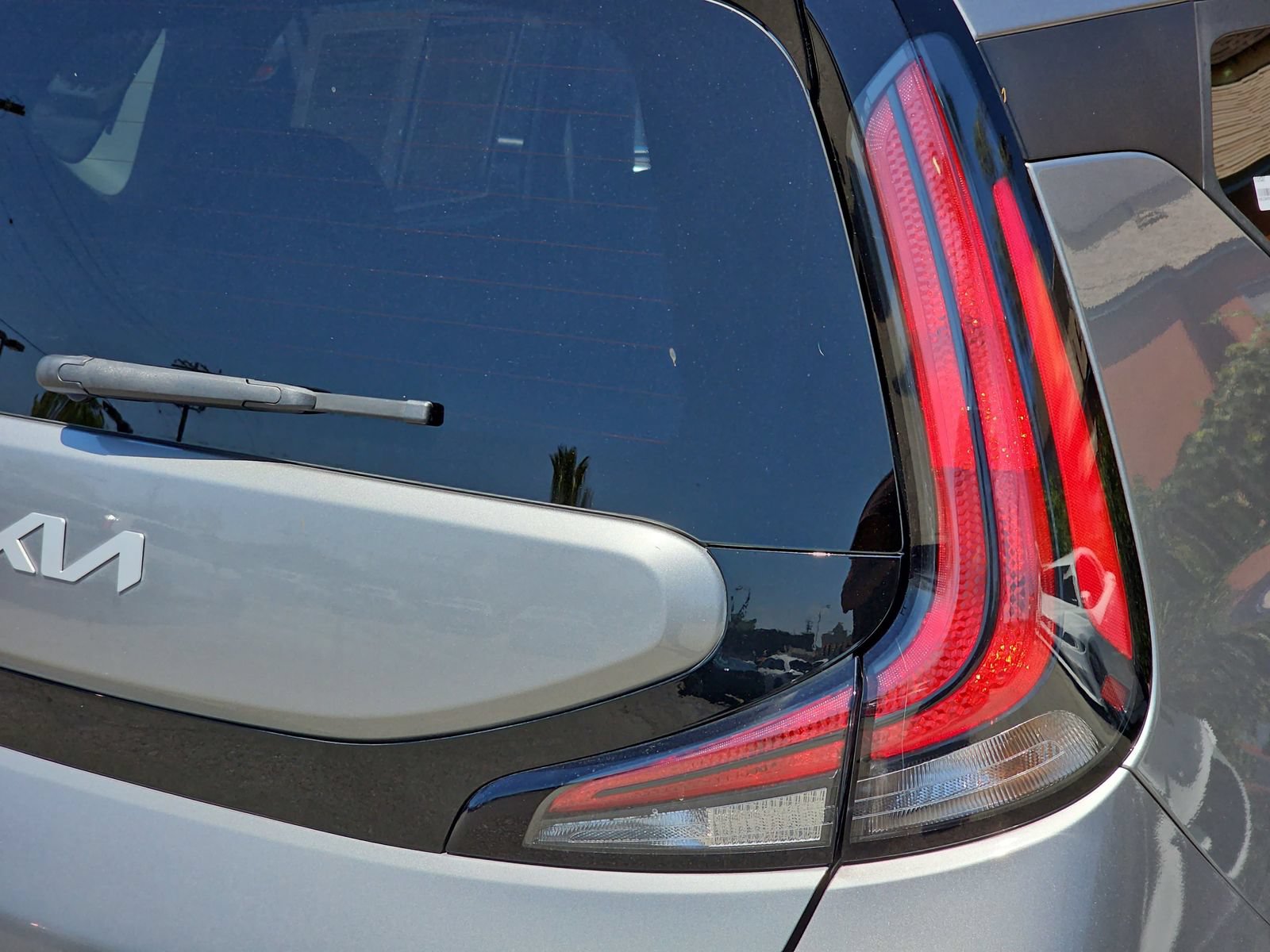 Used 2024 Kia Soul LX w/ Option Group 015 FWD image 33
