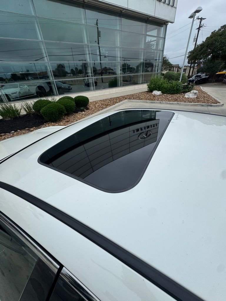Used 2023 INFINITI Q50 Luxe w/ Cargo Package RWD image 9