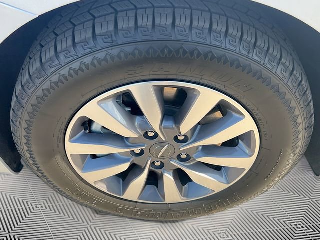 Used 2024 Chrysler Pacifica Select image 32