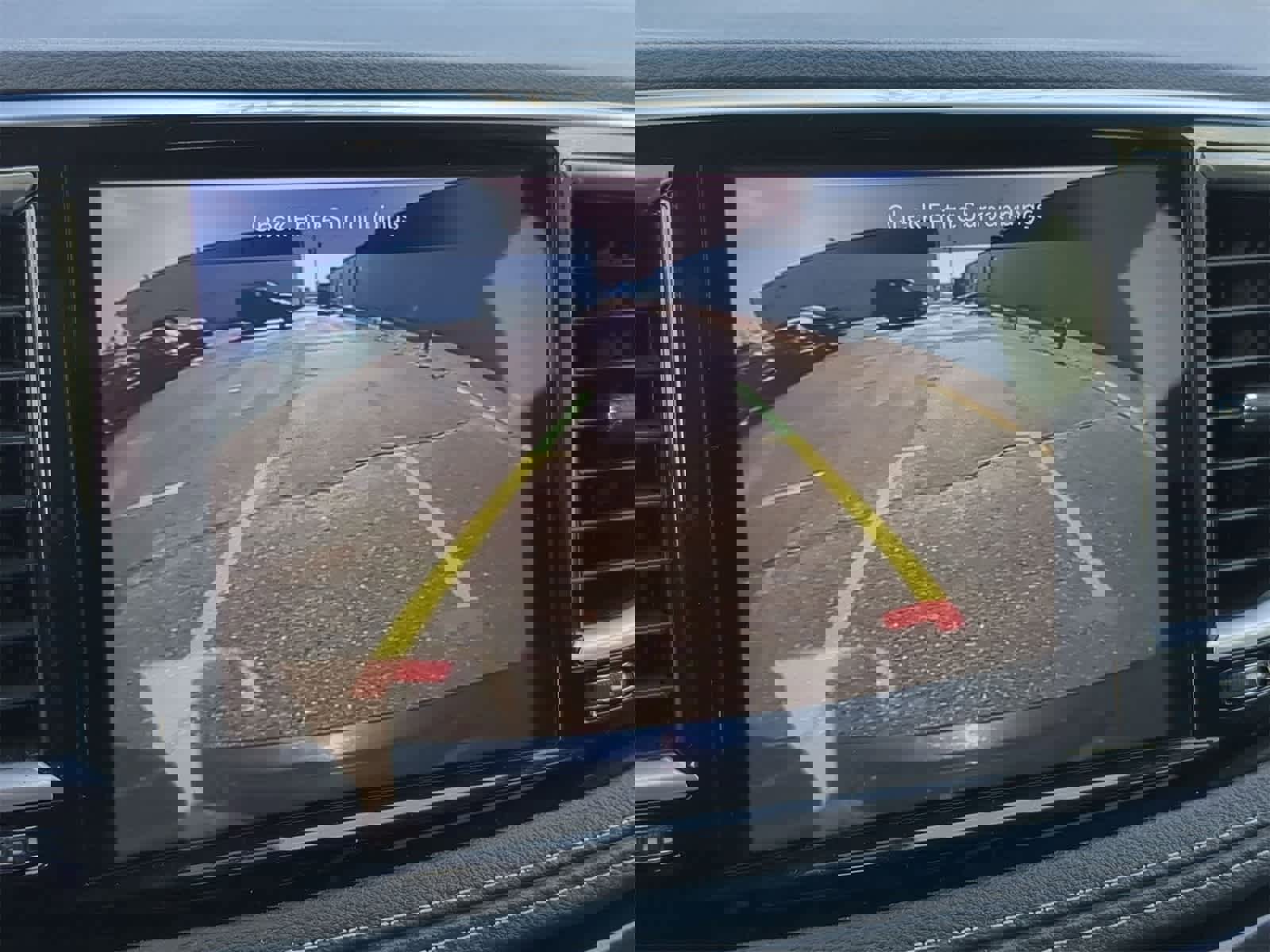 Used 2023 Chrysler Pacifica Limited image 38