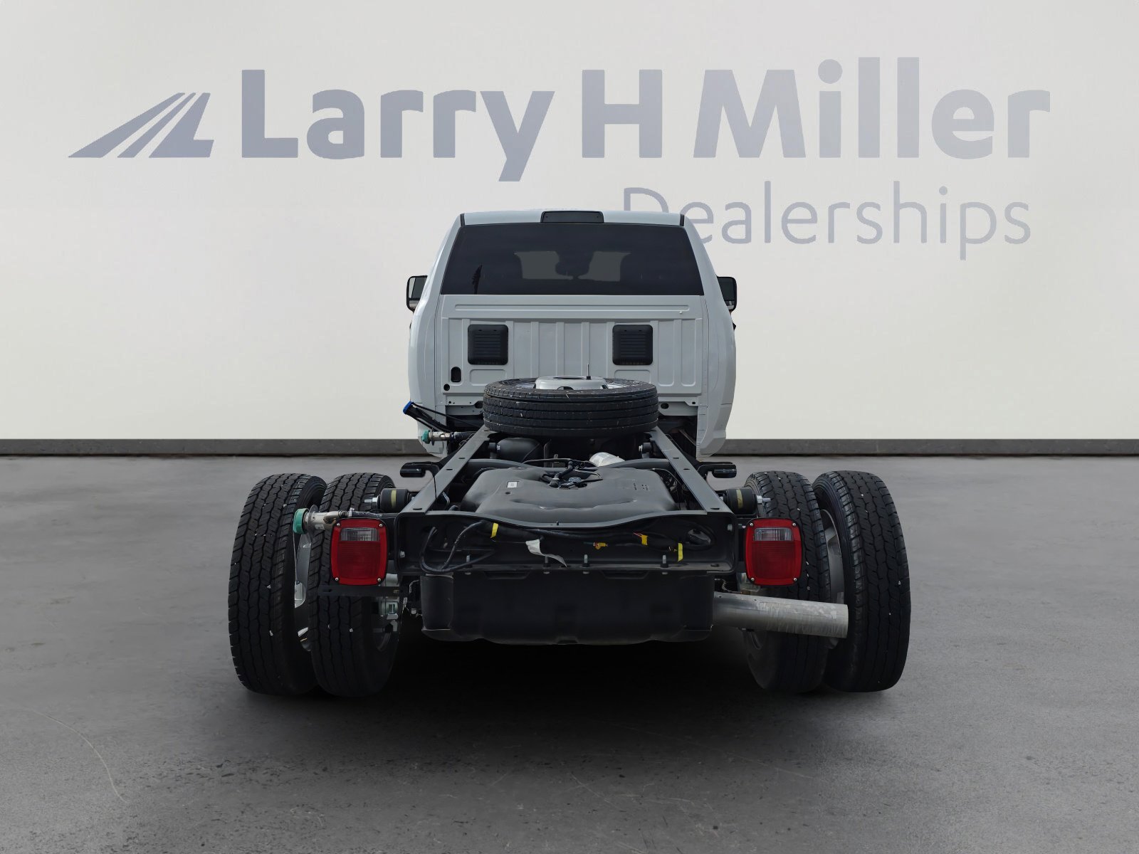 New 2026 RAM 5500 Tradesman w/ Chrome Appearance Group image 5