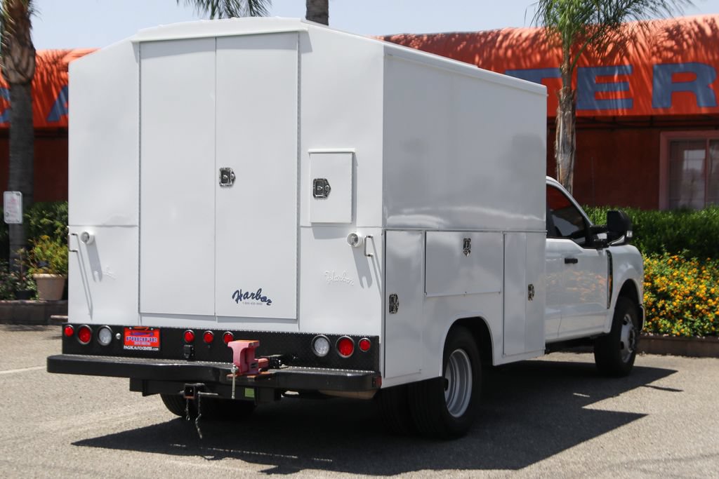 Used 2025 Ford F350 XL w/ XL Chrome Package RWD image 9