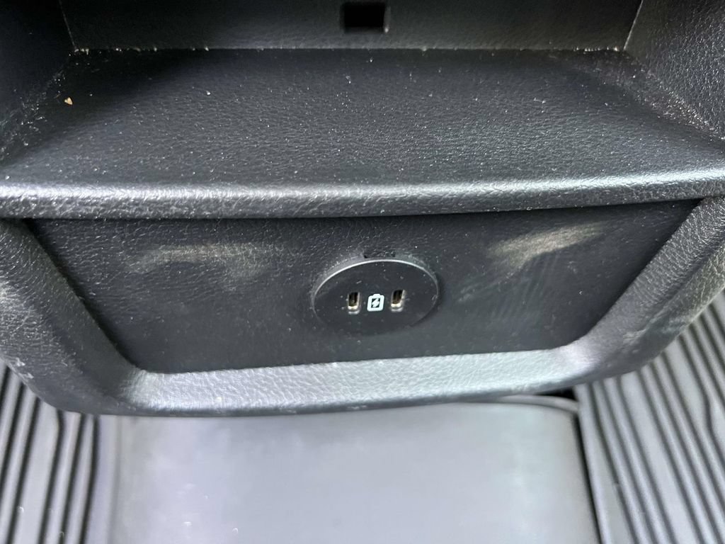 Used 2023 Ford Edge SEL AWD/4WD image 12