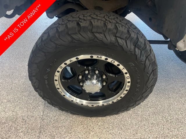 Used 2005 Chevrolet Silverado 1500 LS w/ Skid Plate Package AWD/4WD image 10