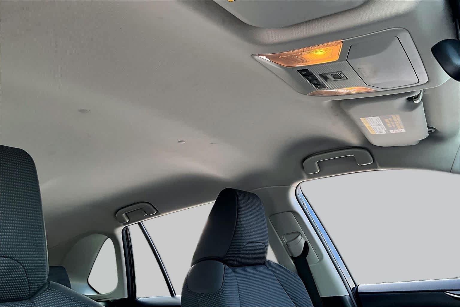 Used 2019 Toyota RAV4 LE w/ Carpet Mat Package FWD image 14