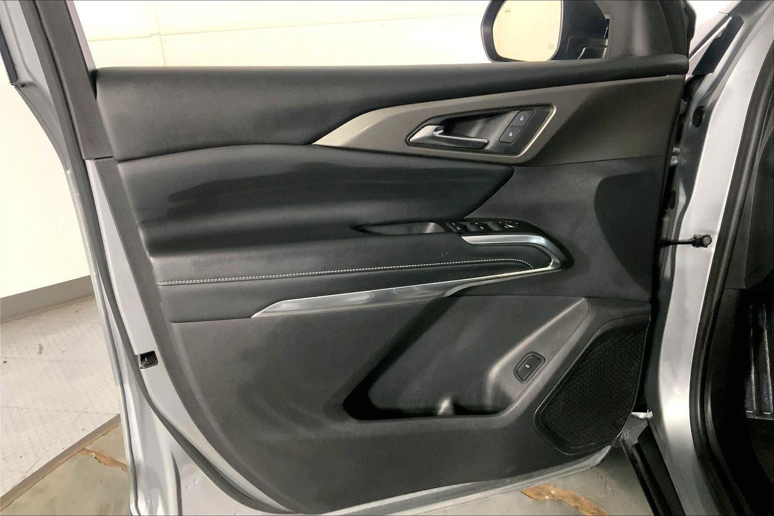 Used 2024 Chevrolet Traverse LT AWD/4WD image 26