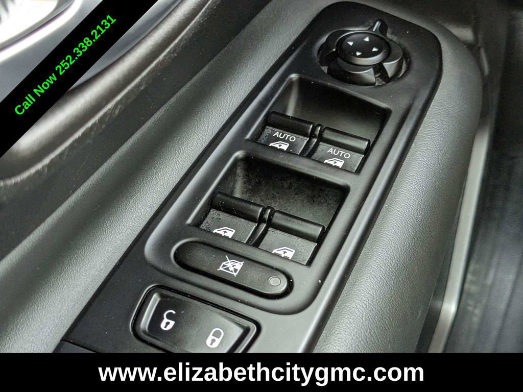 Used 2022 Jeep Renegade Limited w/ Sun, Sound & Wheels Group image 23