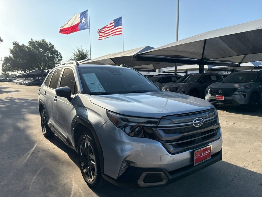 Used 2025 Subaru Forester Limited AWD/4WD image 8