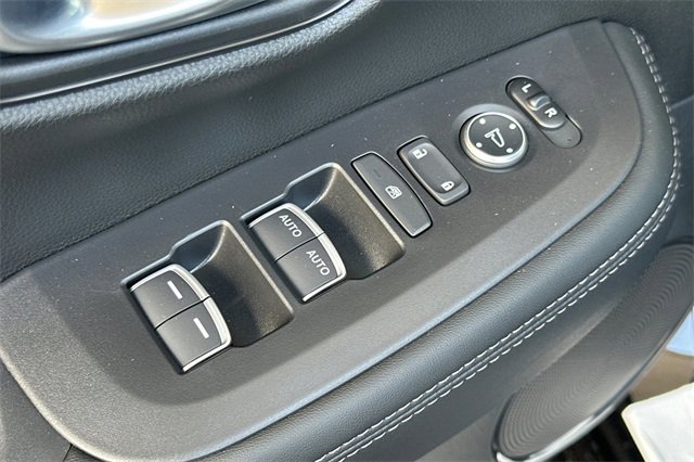 New 2026 Honda HR-V EX-L image 12