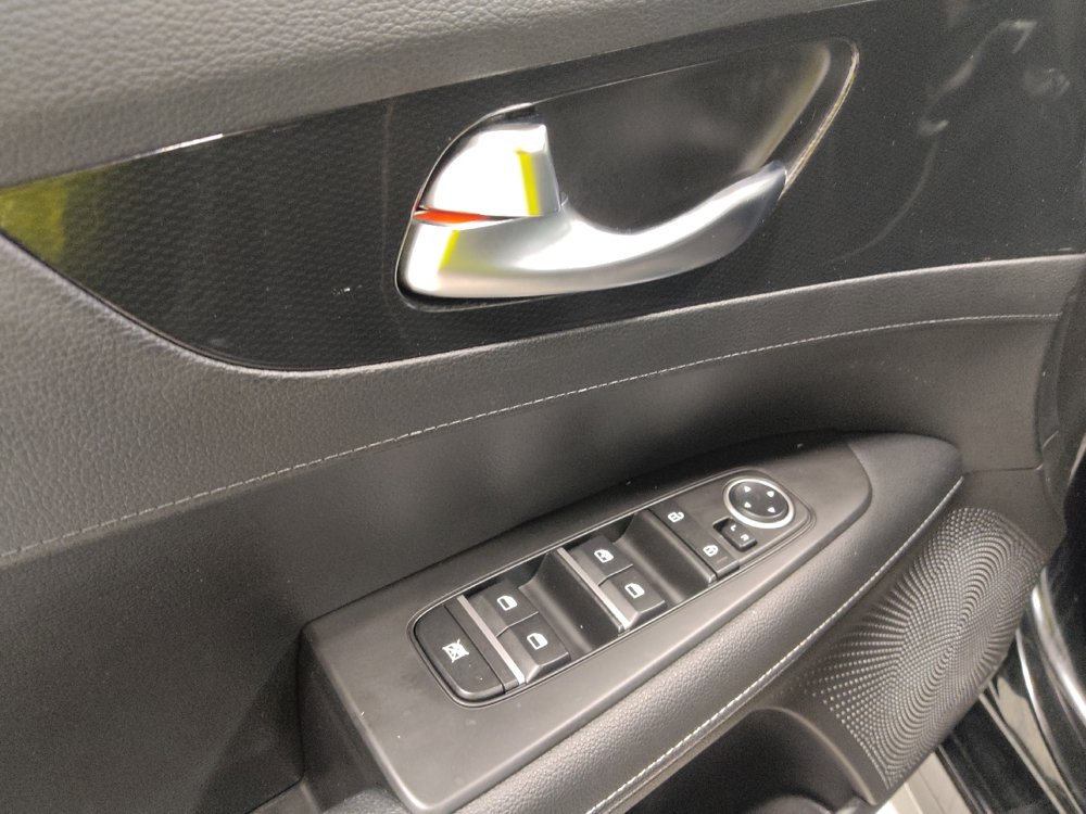 Used 2023 Kia Forte GT-Line w/ GT-Line Premium Package FWD image 27