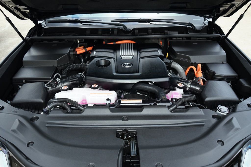 Used 2026 Lexus LX 700h F Sport w/ Accessory Package (Z1) image 30