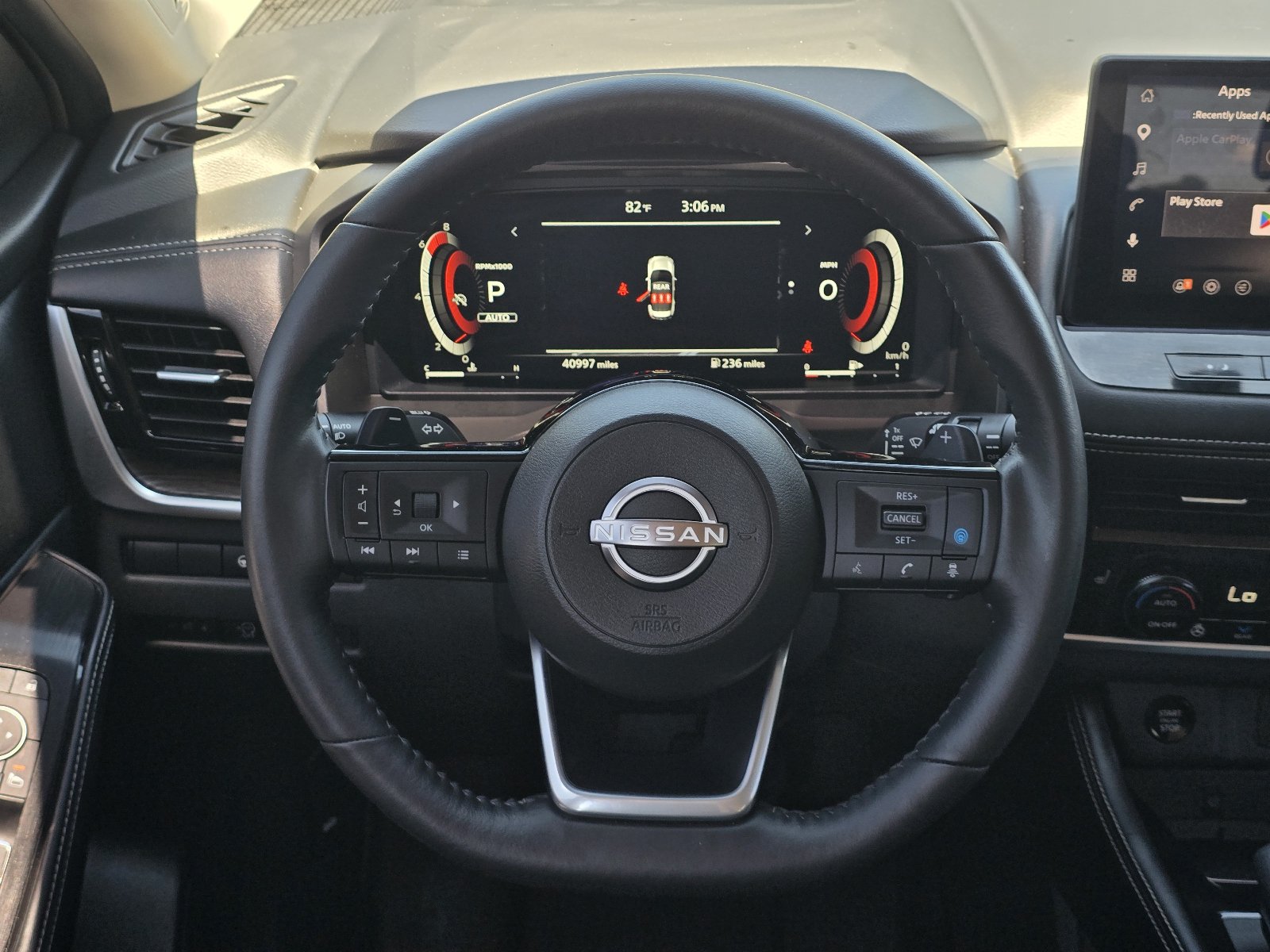 Certified 2024 Nissan Rogue Platinum w/ Platinum Premium Package AWD/4WD image 15