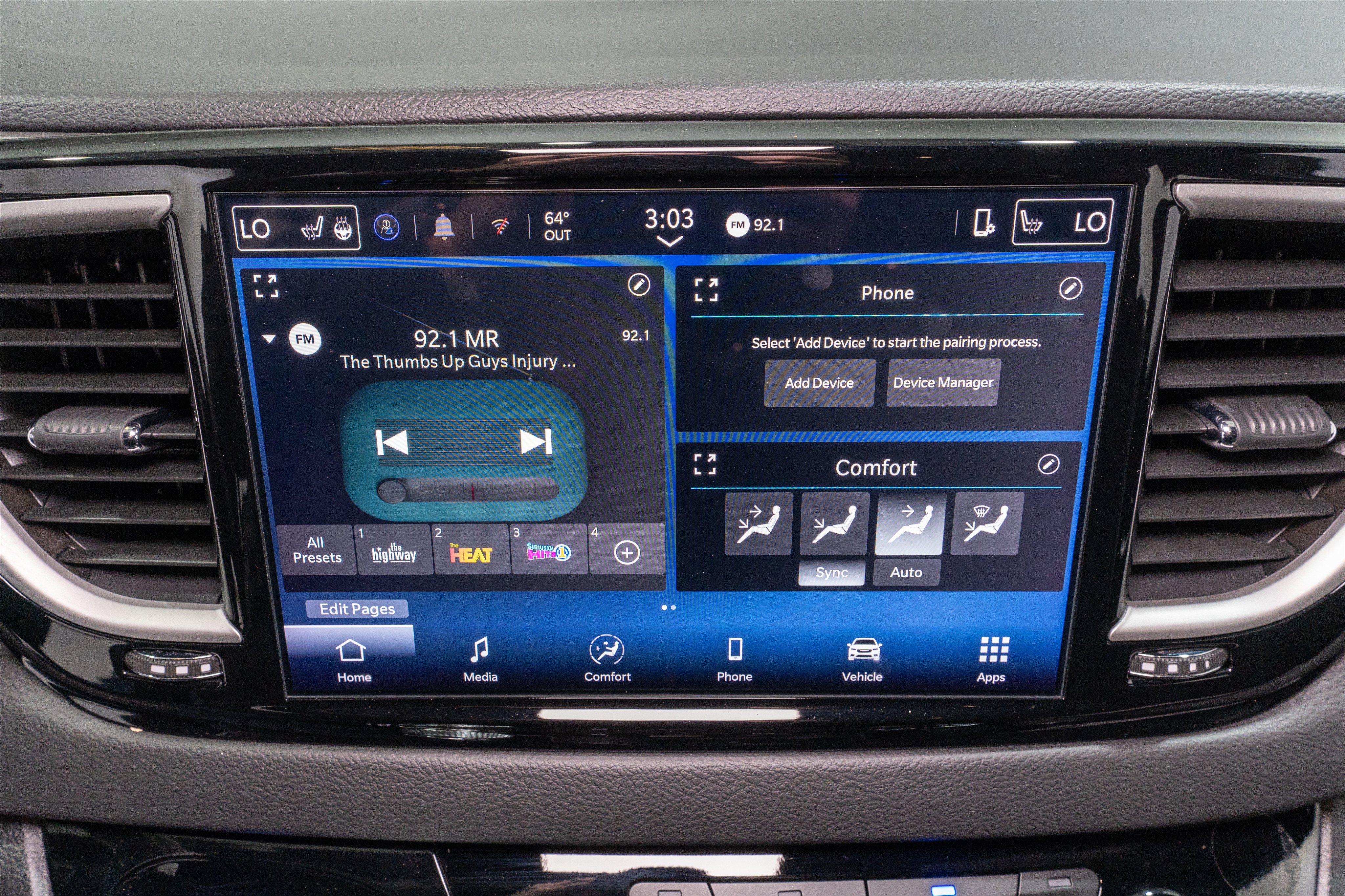 Used 2025 Chrysler Pacifica Select FWD image 16