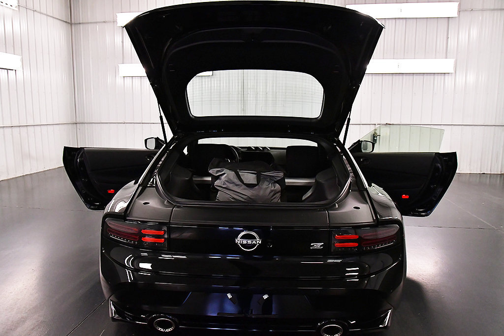 Used 2026 Nissan Z Sport w/ Floor Mat Package RWD image 27