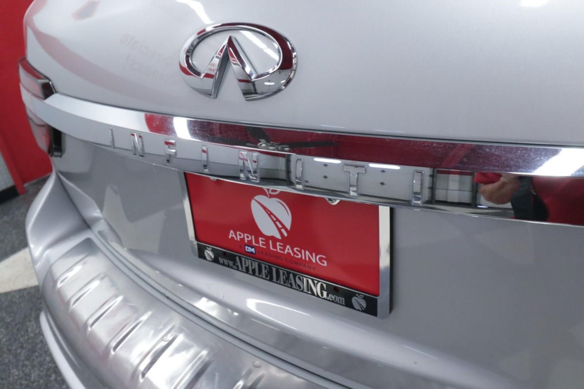Used 2023 INFINITI QX80 Luxe w/ Cargo Package RWD image 34