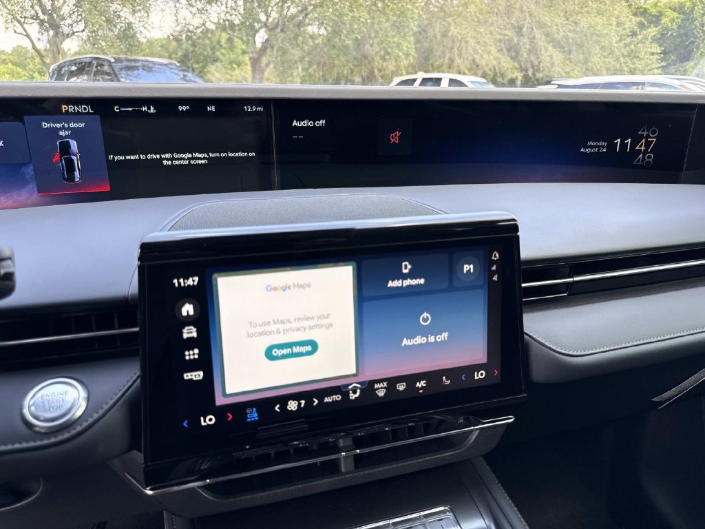 New 2026 Lincoln Nautilus Reserve w/ Jet Appearance Package AWD/4WD image 23