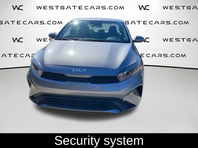 Used 2022 Kia Forte LXS FWD image 7