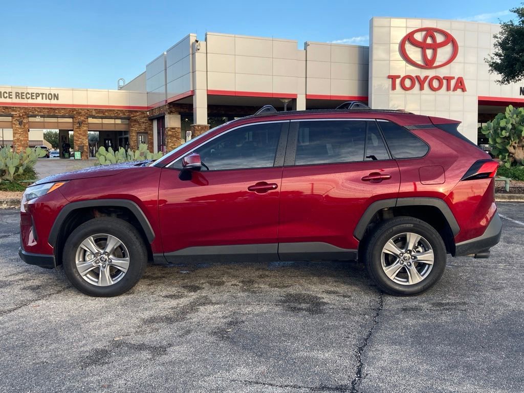 Certified 2025 Toyota RAV4 XLE FWD image 6