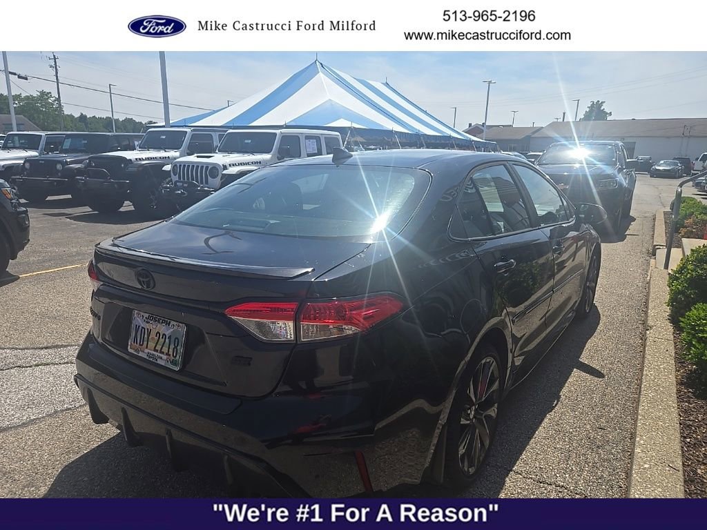 Used 2023 Toyota Corolla SE w/ Carpet Mat Package (TMS) FWD image 4