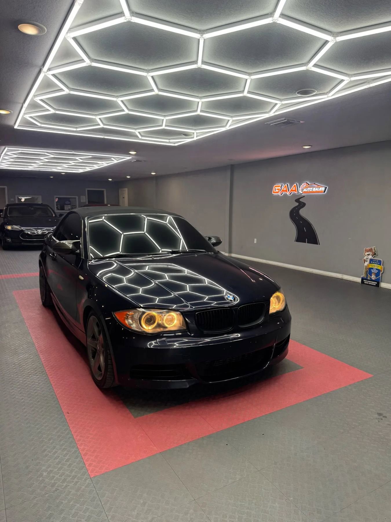 Used 2008 BMW 135i Convertible image 23