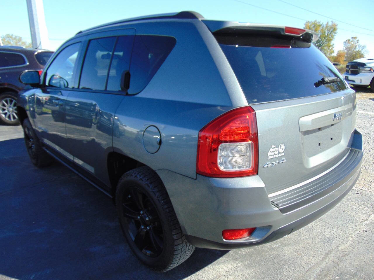 Used 2012 Jeep Compass Sport image 6