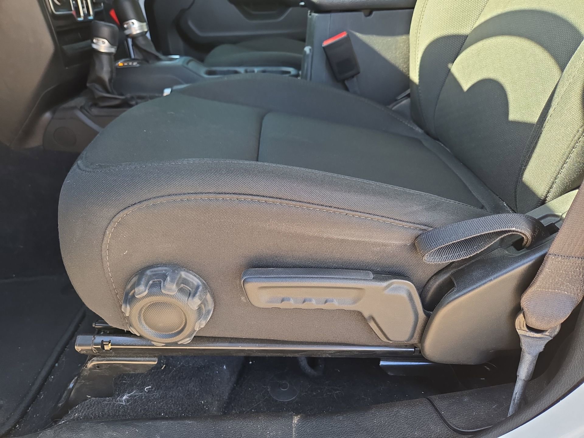 Used 2022 Jeep Wrangler Unlimited Sport AWD/4WD image 17