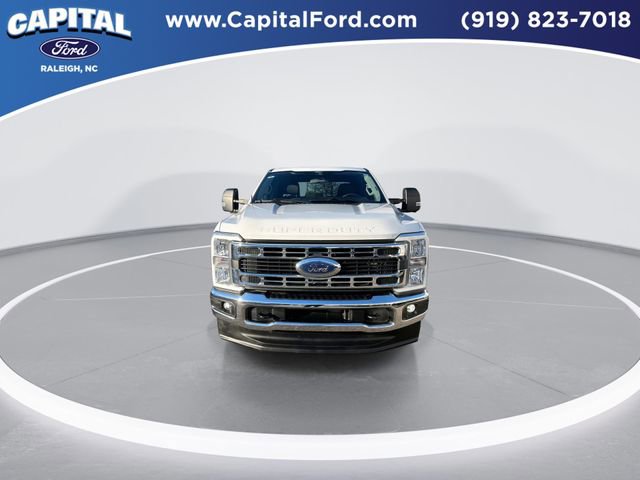 Used 2024 Ford F250 XLT image 3