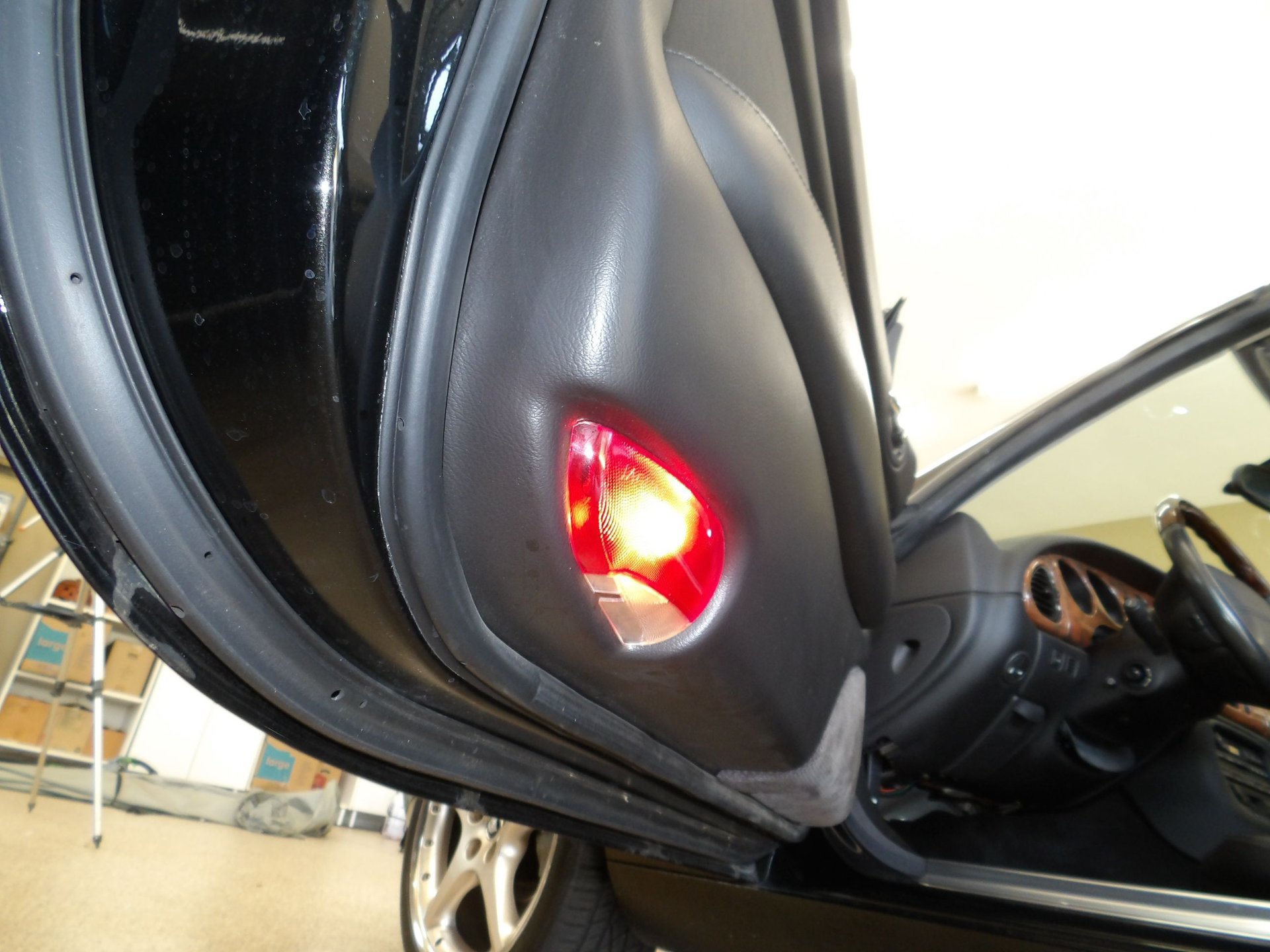 Used 2001 Jaguar XK8 Convertible RWD image 47