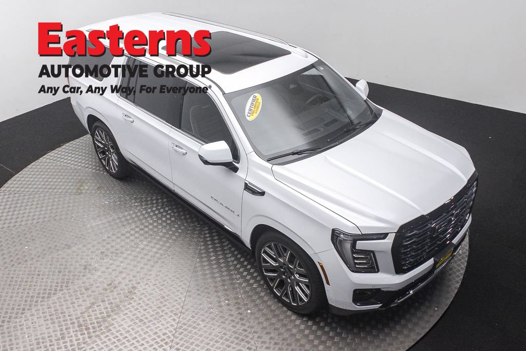 Used 2026 GMC Yukon XL Denali Ultimate AWD/4WD image 3