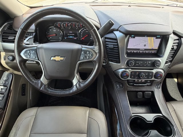 Used 2018 Chevrolet Suburban LT RWD image 13