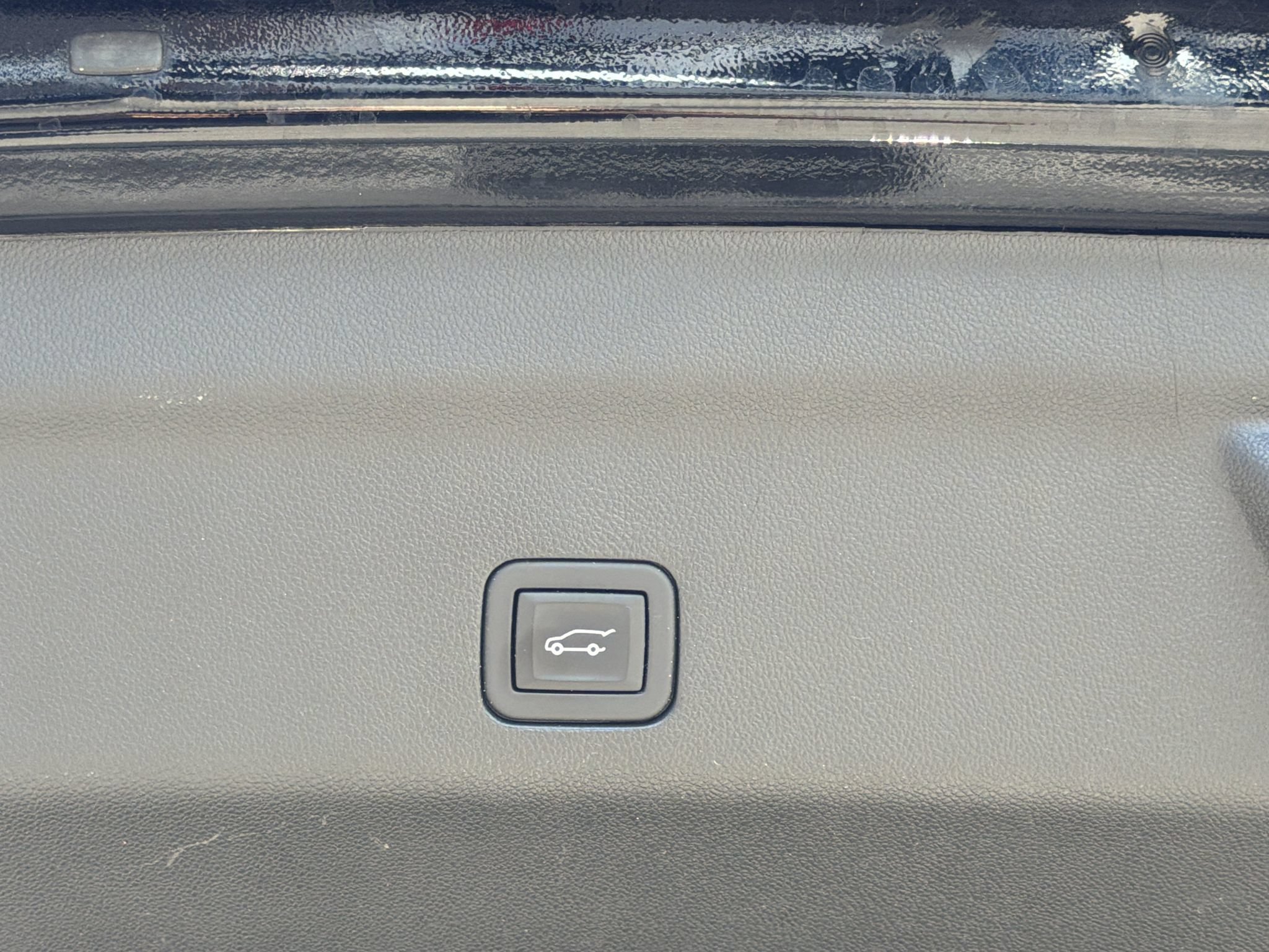 Used 2024 Chevrolet Tahoe LT AWD/4WD image 33