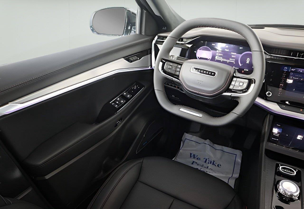 New 2025 Jeep Wagoneer S Limited AWD/4WD image 8