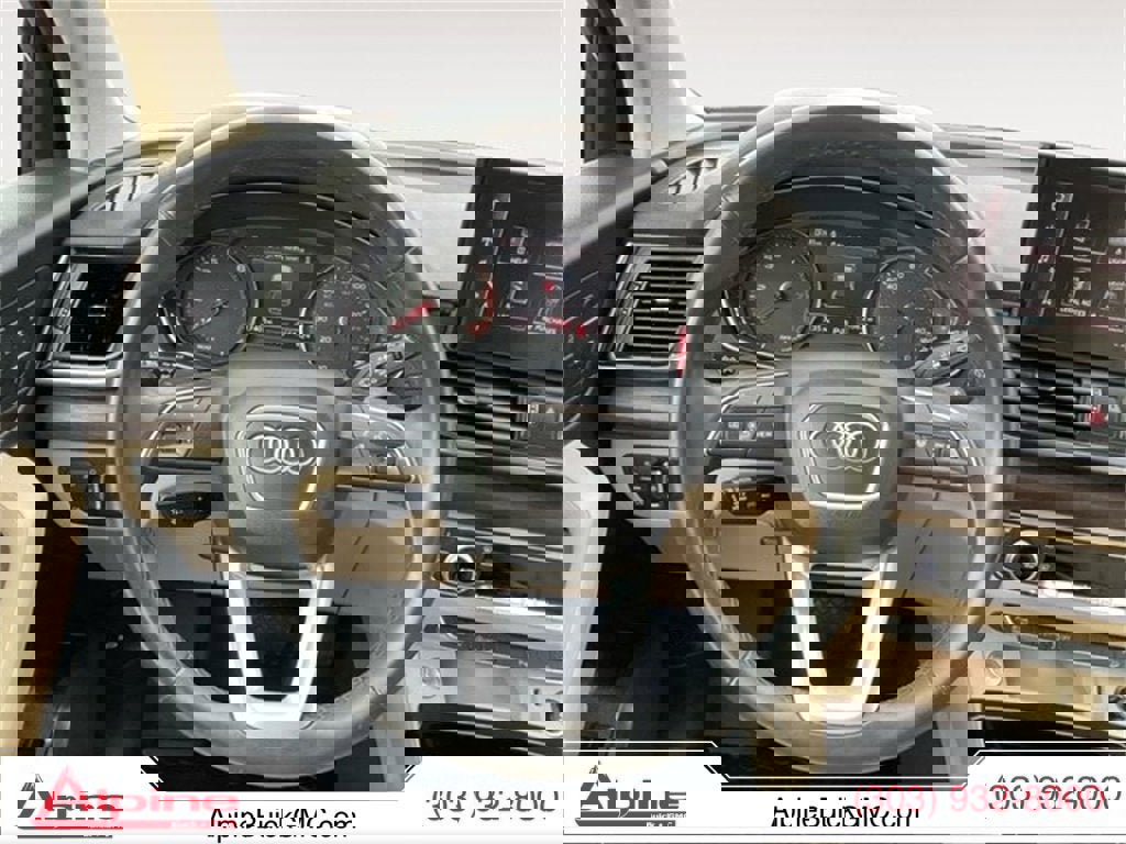 Used 2023 Audi Q5 2.0T Premium w/ Convenience Package image 13