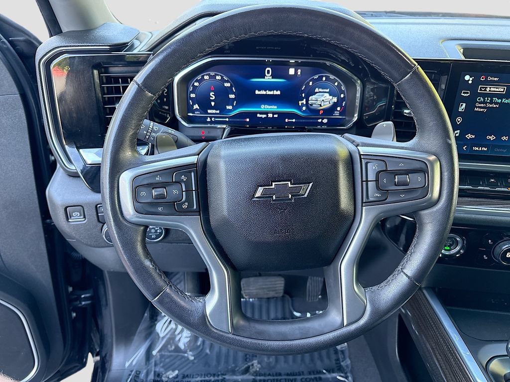 Used 2023 Chevrolet Silverado 1500 RST w/ Z71 Off-Road Package AWD/4WD image 11