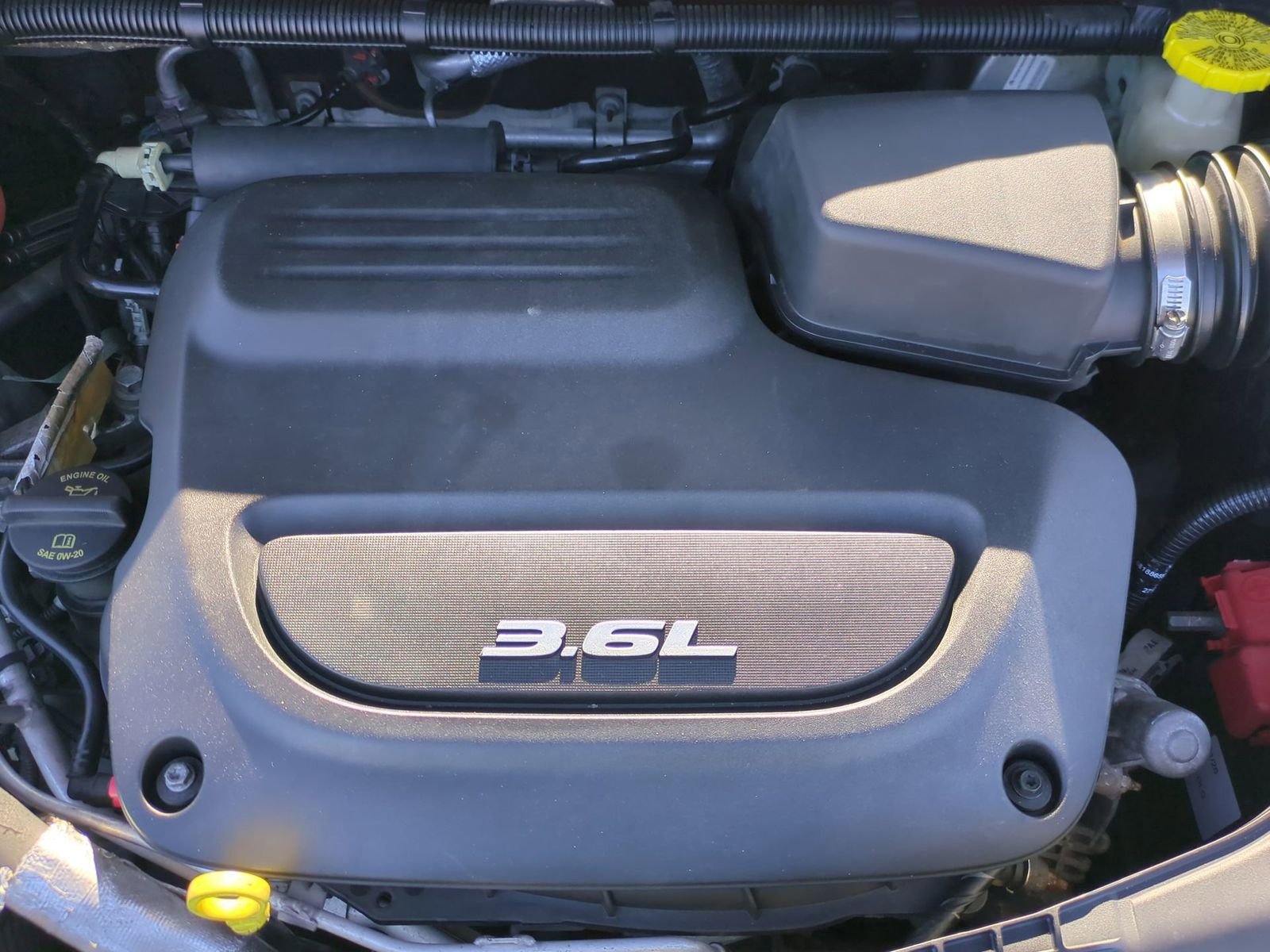 Used 2017 Chrysler Pacifica Touring-L image 14