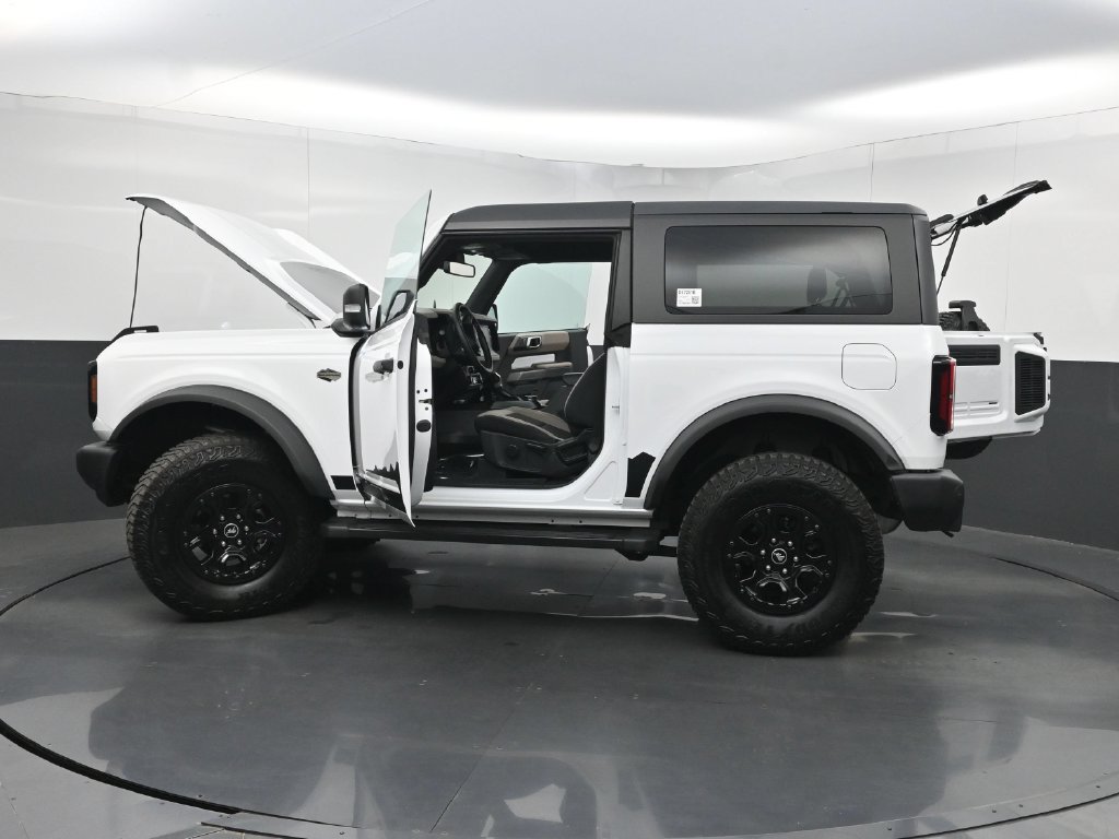 Used 2022 Ford Bronco Wildtrak AWD/4WD image 35