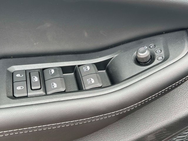 New 2026 Jeep Grand Cherokee Laredo X AWD/4WD image 19
