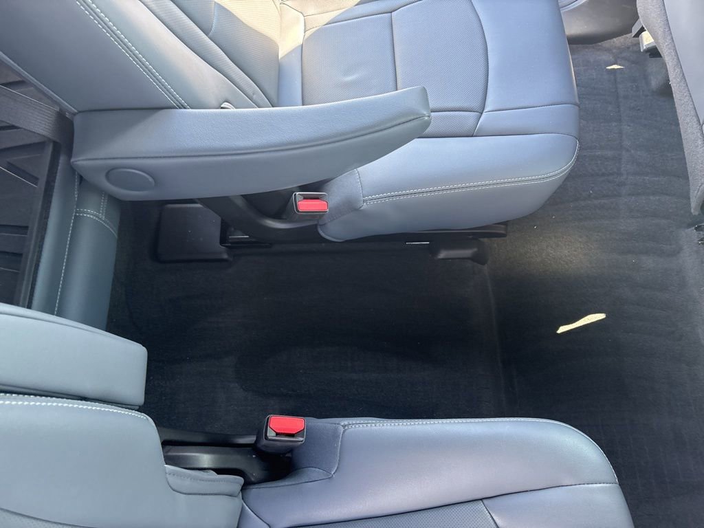 Used 2019 Buick Enclave Essence image 34