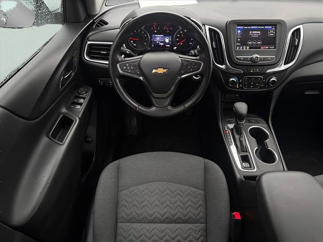 Used 2022 Chevrolet Equinox LT w/ Driver Convenience Package image 9