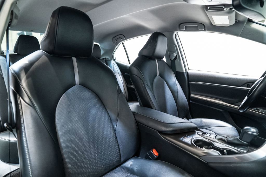 Used 2023 Toyota Camry XSE image 15