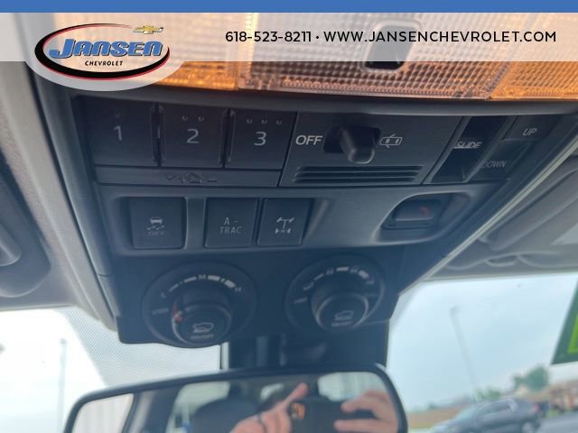 Used 2021 Toyota 4Runner Venture w/ Moonroof Package AWD/4WD image 28