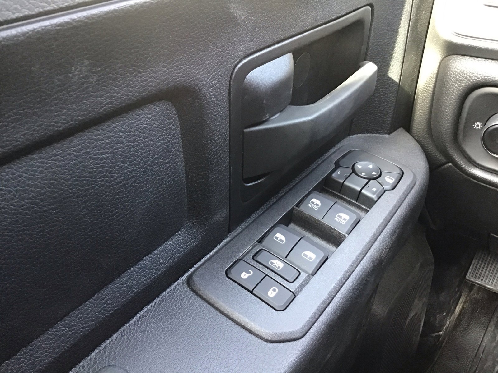 New 2026 RAM 3500 Tradesman image 24