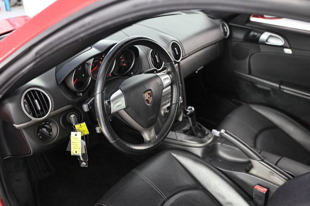 Used 2007 Porsche Cayman RWD image 4