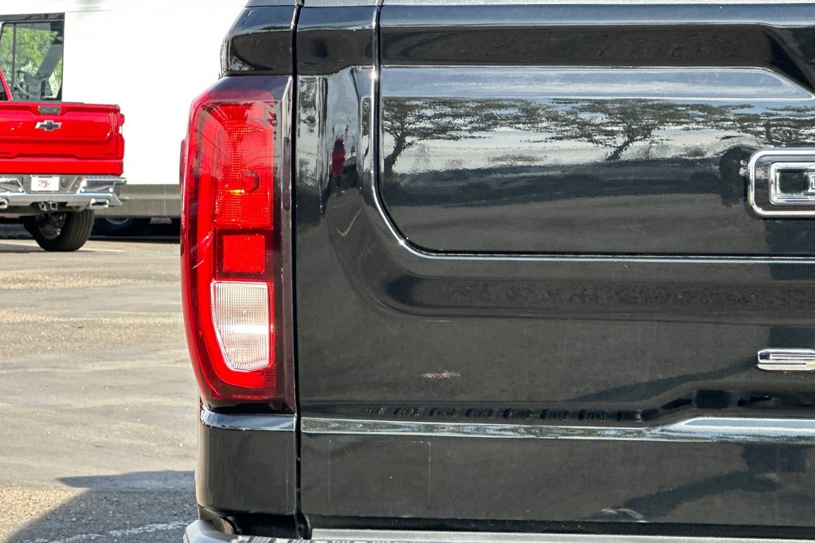 Used 2023 GMC Sierra 1500 Elevation w/ LPO, Elevation Black Package image 47