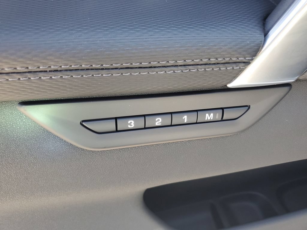 Used 2026 Land Rover Discovery Sport Landmark AWD/4WD image 10