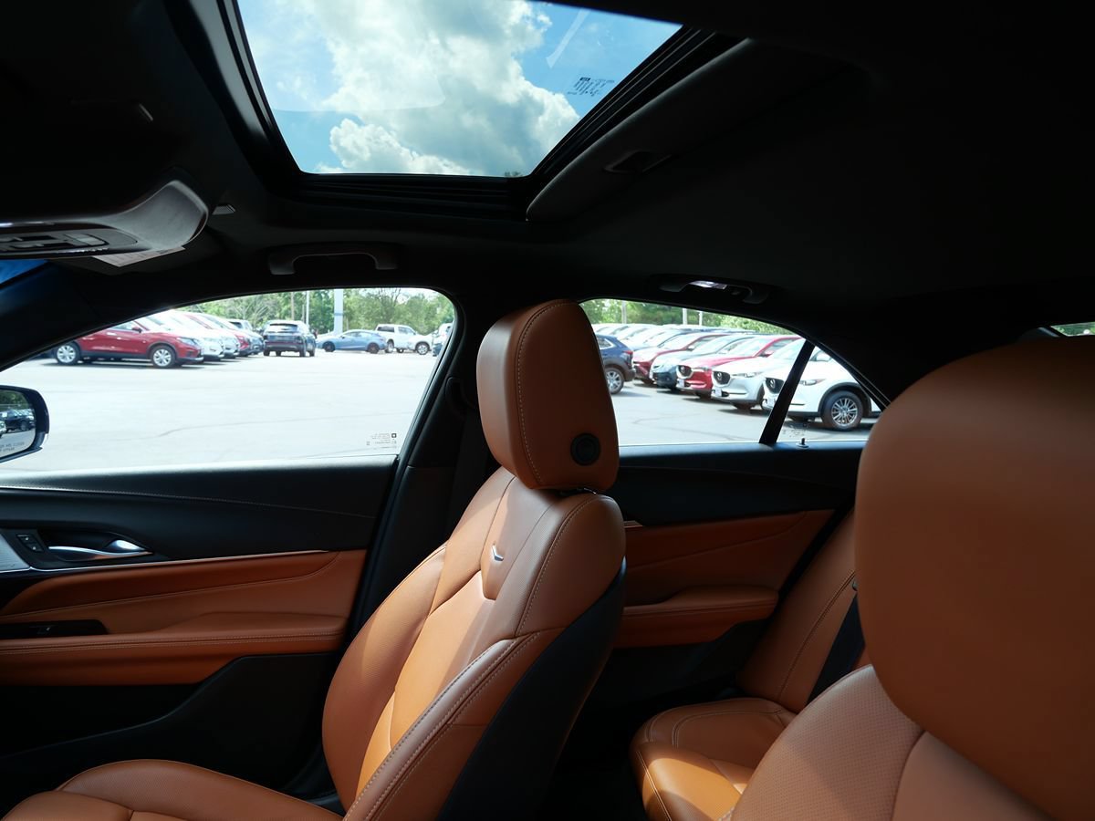 Used 2020 Cadillac CT4 Premium Luxury AWD/4WD image 11