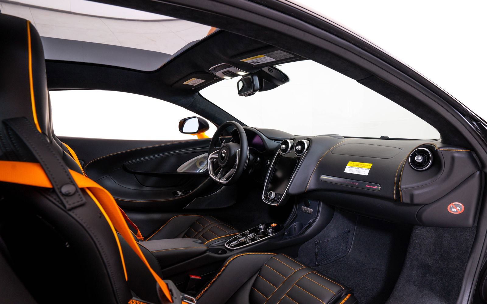 New 2026 McLaren GTS RWD image 22